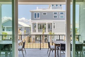 Emerald Evening by Avantstay 9bdr, Walk to Beach