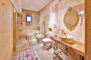 Noble Crown Stone House Cappadocia