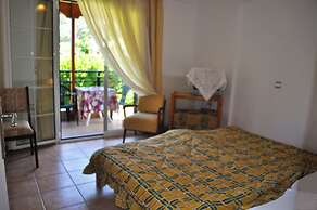 Holiday House Litsa 50 Metres From Agios Gordios Beach