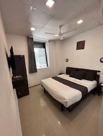 Hotel Gokul Solitaire - Surat