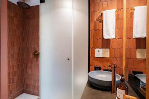 Heiss Hotel By Jalo