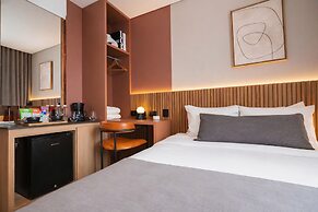 Heiss Hotel By Jalo