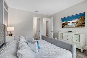 1749 Caribbean View Terrace