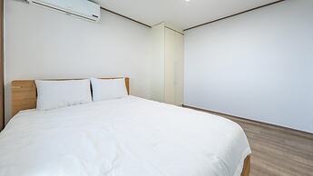 Yeosu Eoneumeosjinnal Pension