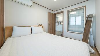 Yeosu Eoneumeosjinnal Pension