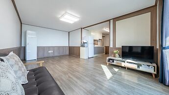 Yeosu Eoneumeosjinnal Pension