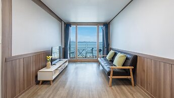 Yeosu Eoneumeosjinnal Pension