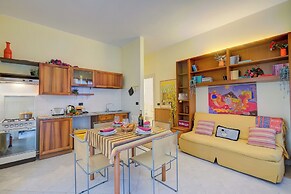 Rosemary 5 200 mt From sea