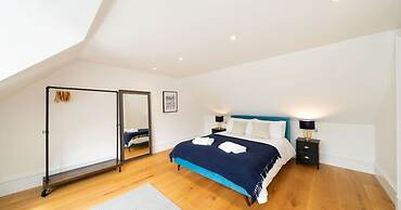 Kirkton Family Farmhouse With Hot Tub Alford Aberdeenshire