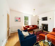 Kirkton Family Farmhouse With Hot Tub Alford Aberdeenshire