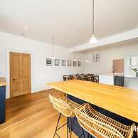 Kirkton Family Farmhouse With Hot Tub Alford Aberdeenshire