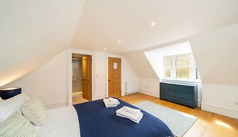 Kirkton Family Farmhouse With Hot Tub Alford Aberdeenshire