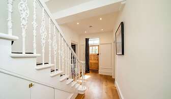 Kirkton Family Farmhouse With Hot Tub Alford Aberdeenshire