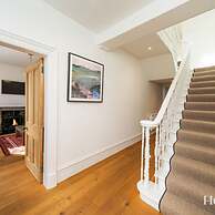 Kirkton Family Farmhouse With Hot Tub Alford Aberdeenshire