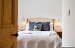 Kirkton Family Farmhouse With Hot Tub Alford Aberdeenshire