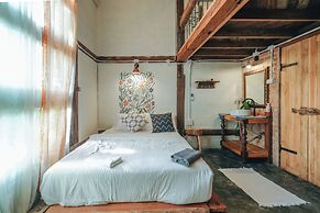 The River Runs Chiang Klang