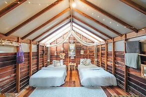 The River Runs Chiang Klang