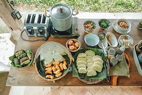 The River Runs Chiang Klang