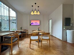 Urban Slumber Hostel