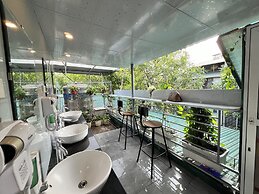 Urban Slumber Hostel