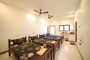 LE PONDY HOMESTAY