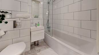 4guests-parking-2br-familyfriendly