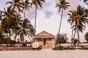 Orient Beach Hotel