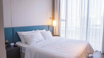 Blue Kites Residence by A La Carte