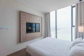 Blue Kites Residence by A La Carte