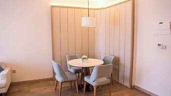 Blue Kites Residence by A La Carte