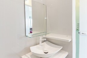 Marousi 2 Bd Luxury Living w Shared Pool