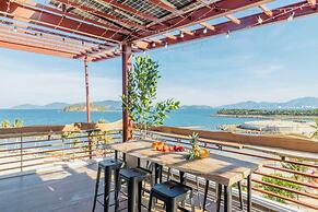 Cozy Front Beach House wid Private Beach