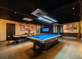 Cozy Front Beach House wid Private Beach