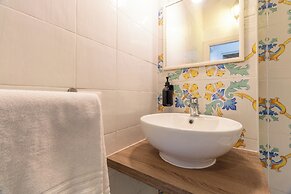 Joe Litty Guesthouse