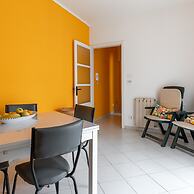 Comfy Central Apartment by Wonderful Italy