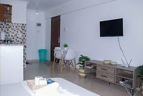 Lux Suites Carina Studio Apartments