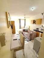 Lux Suites Carina Studio Apartments