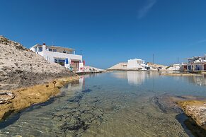 FANI DREAM SUITE 2&3 By Vilos Suites