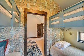 4 Mi to Dtwn: Leadville Retreat w/ Hot Tub!