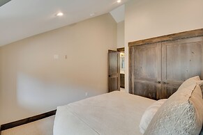 4 Mi to Dtwn: Leadville Retreat w/ Hot Tub!