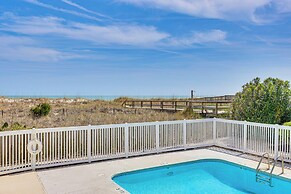 Breezy Carolina Beach Condo w/ Balcony & Pools!