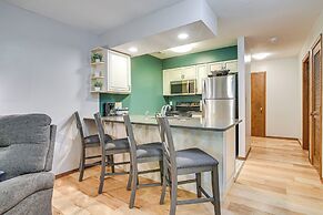 Condo w/ Lake Access ~ 2 Mi to Silver Dollar City!