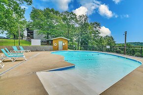 Condo w/ Lake Access ~ 2 Mi to Silver Dollar City!