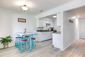 Walk to Pier: St Augustine Beach Condo w/ Balcony!