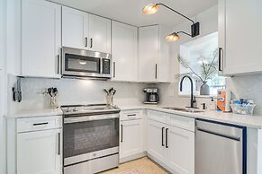 Redington Beach Coastal Retreat - Walk to Beach!