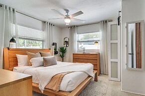 Redington Beach Coastal Retreat - Walk to Beach!