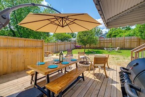 2 Mi to Dtwn: Historic Lynchburg Apartment!