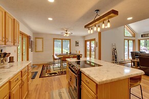 Terra Alta Vacation Rental: Walk to Alpine Lake!