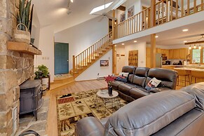 Terra Alta Vacation Rental: Walk to Alpine Lake!