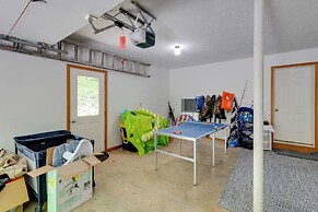 Terra Alta Vacation Rental: Walk to Alpine Lake!